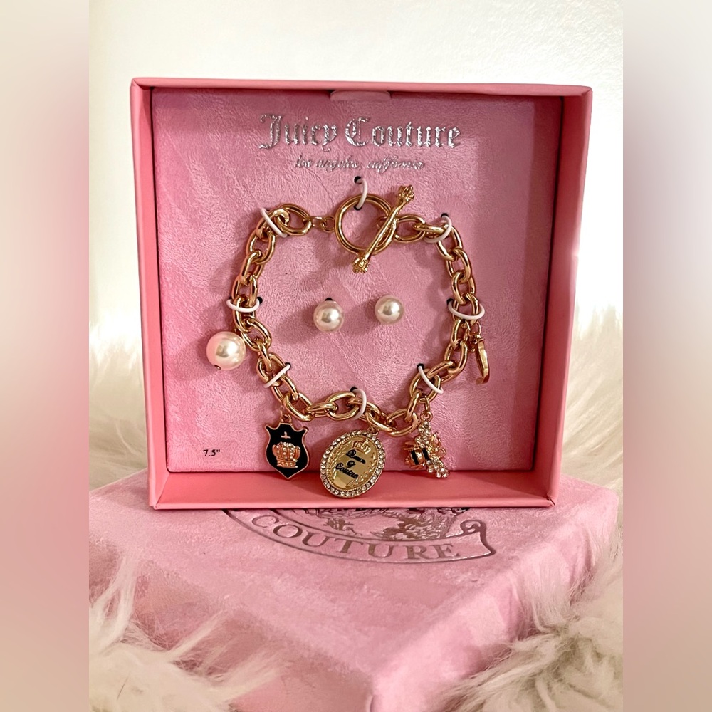 Juicy Couture Gold Tone Queen Bee Charm Bracelet with Earrings Set!